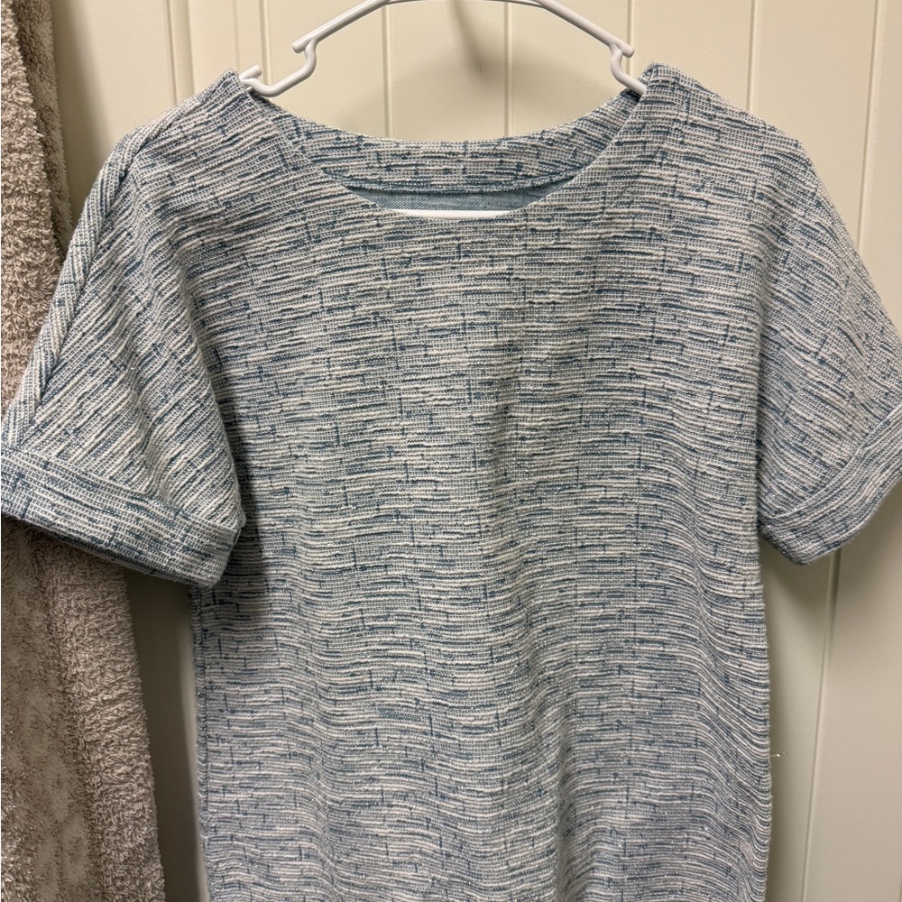 LOFT Blue and White Textured Knit Top